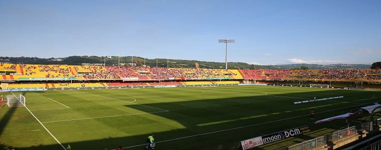 sân vận động Municipal Stadium Ciro Vigorito